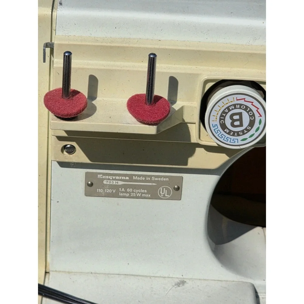 Husqvarna Viking 6030 Sewing Machine Made in Sweden with Case and Manual Vintage